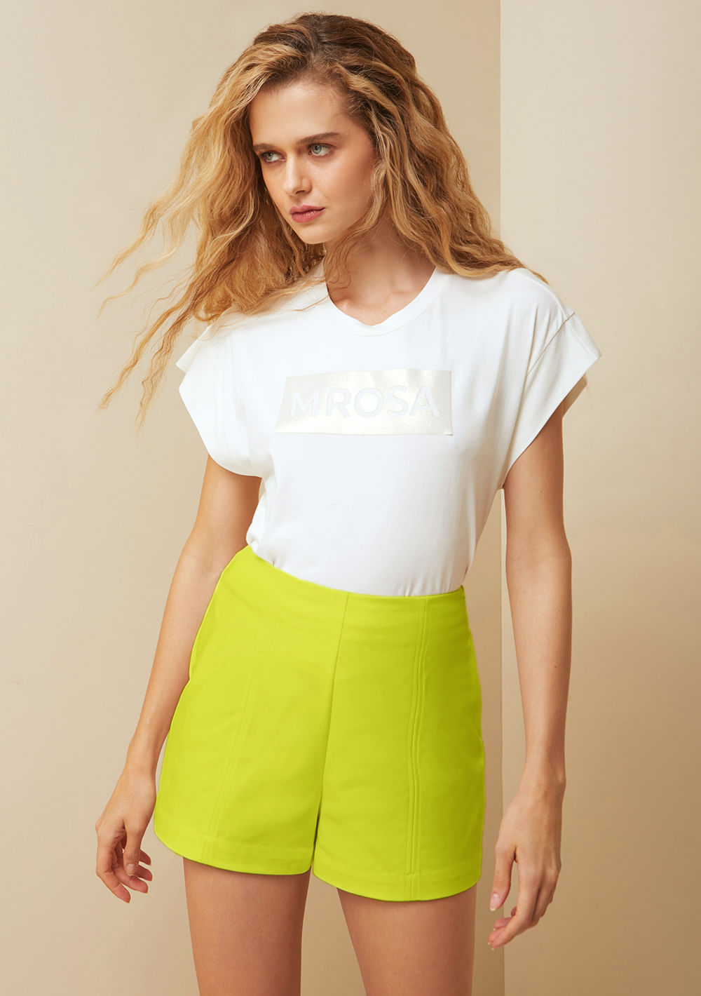 Shorts Morena Rosa Alfaiataria Com Recorte Verde