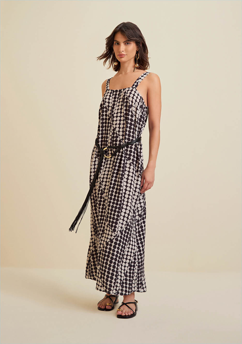 Vestido Morena Rosa Longo Decote Reto Com Faixa Preto