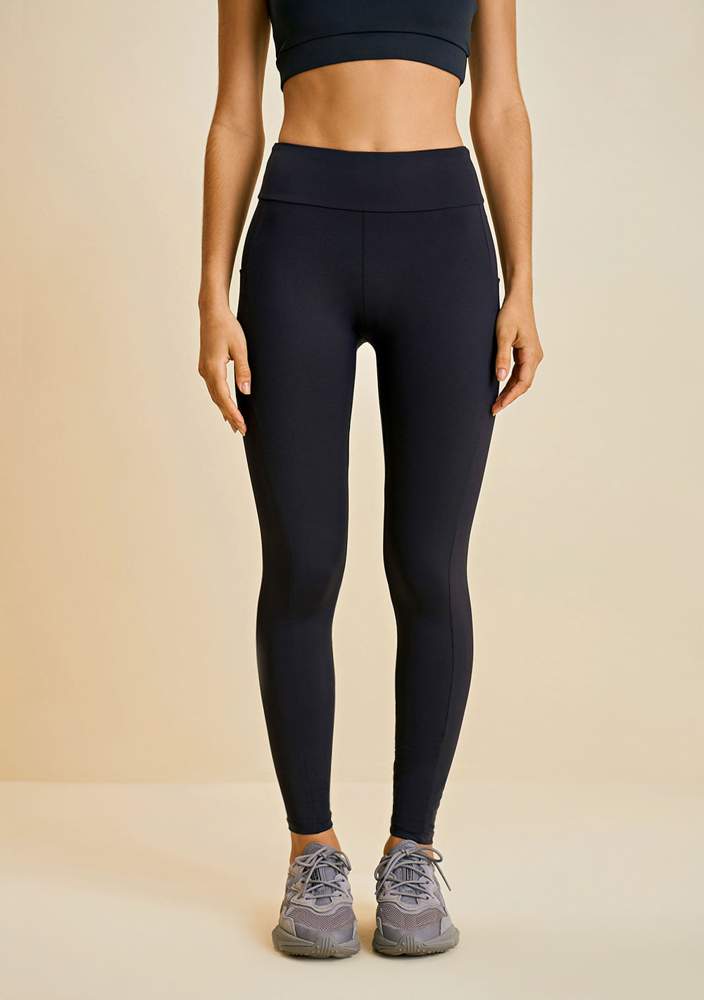 Calça Morena Rosa Legging Cós Intermediário Bolso Lateral Preto