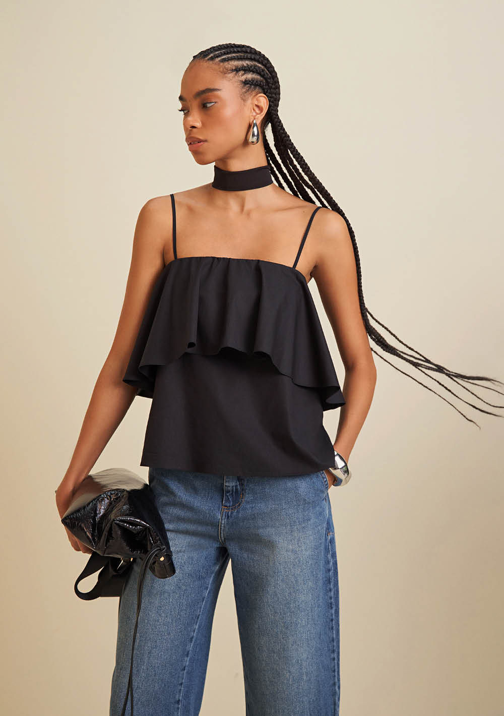 Blusa Morena Rosa Decote Reto Alça Com Babado Preto