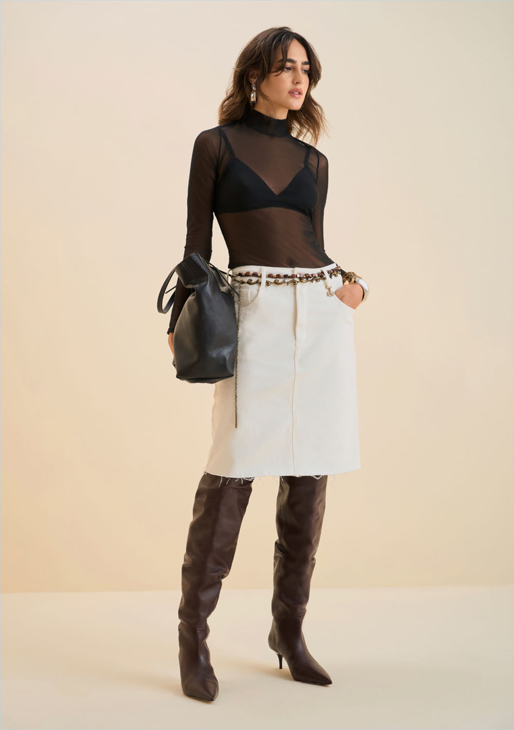 Saia Morena Rosa Reta Alta Curta Off White