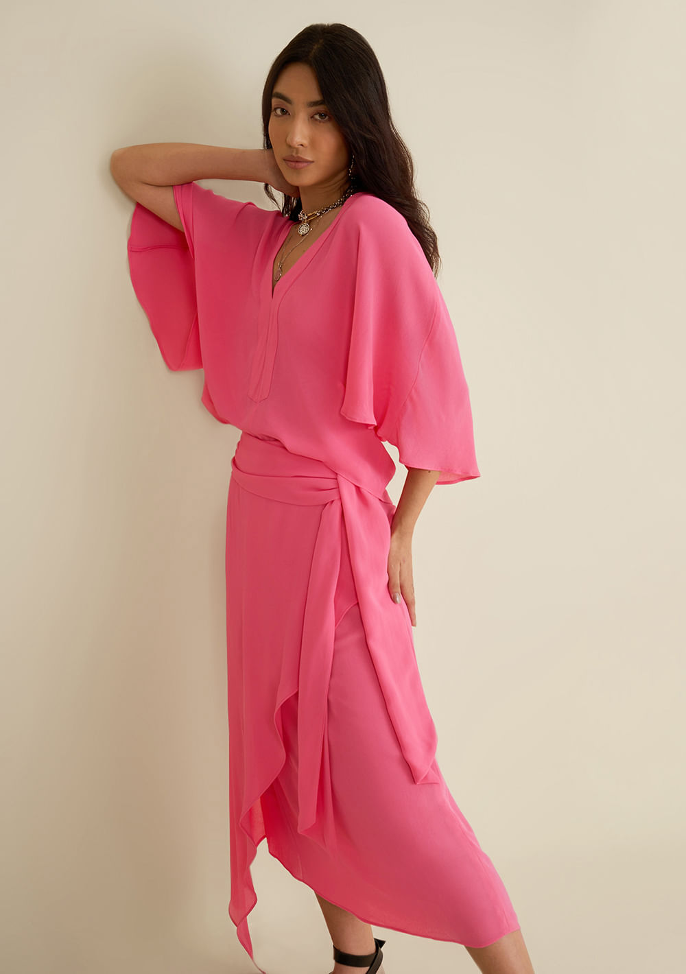 Saia Morena Rosa Reta Alta Midi Rosa