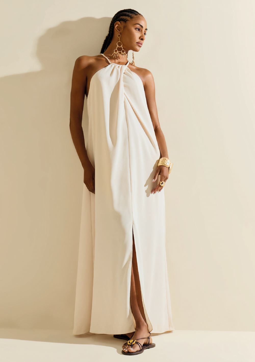 Vestido Morena Rosa Ajustado Decote V Sem Manga Midi Bege