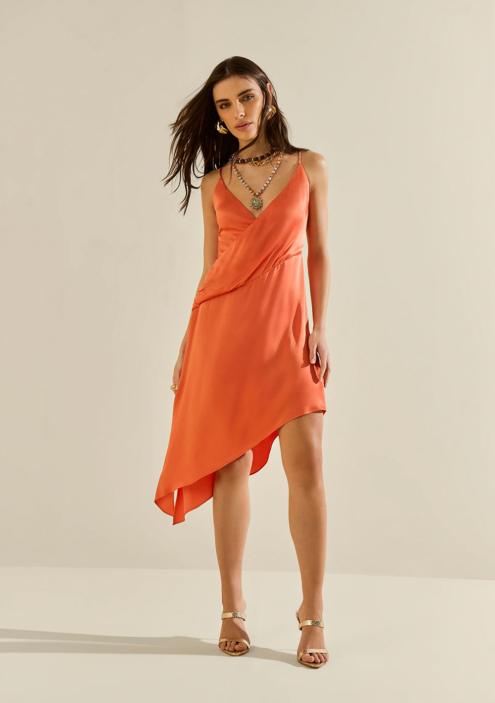 Vestido Morena Rosa Ajustado Decote Transpassado Com Alça Curto Laranja