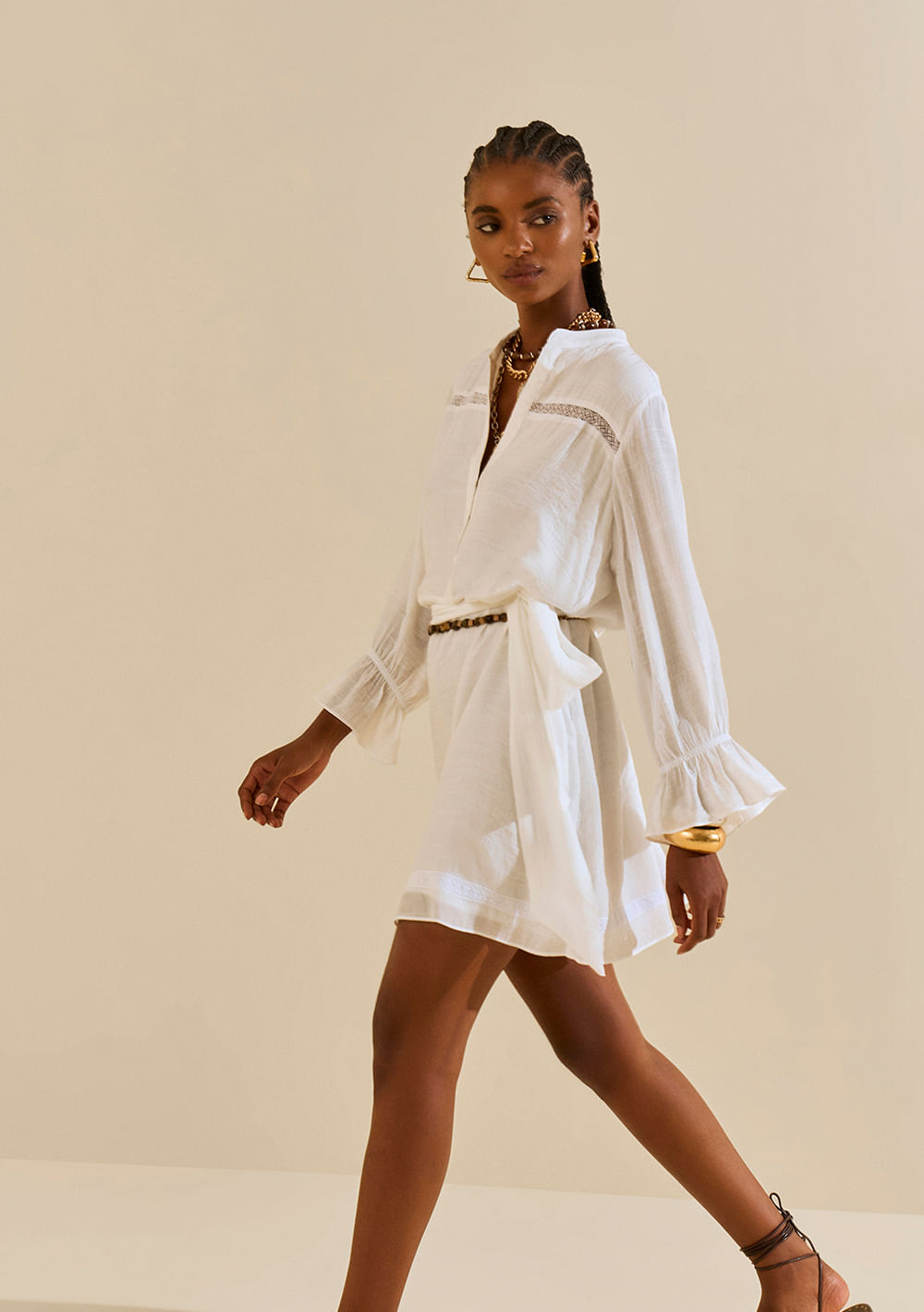 Vestido Morena Rosa Solto Gola Padre Manga Longa Curto Off White