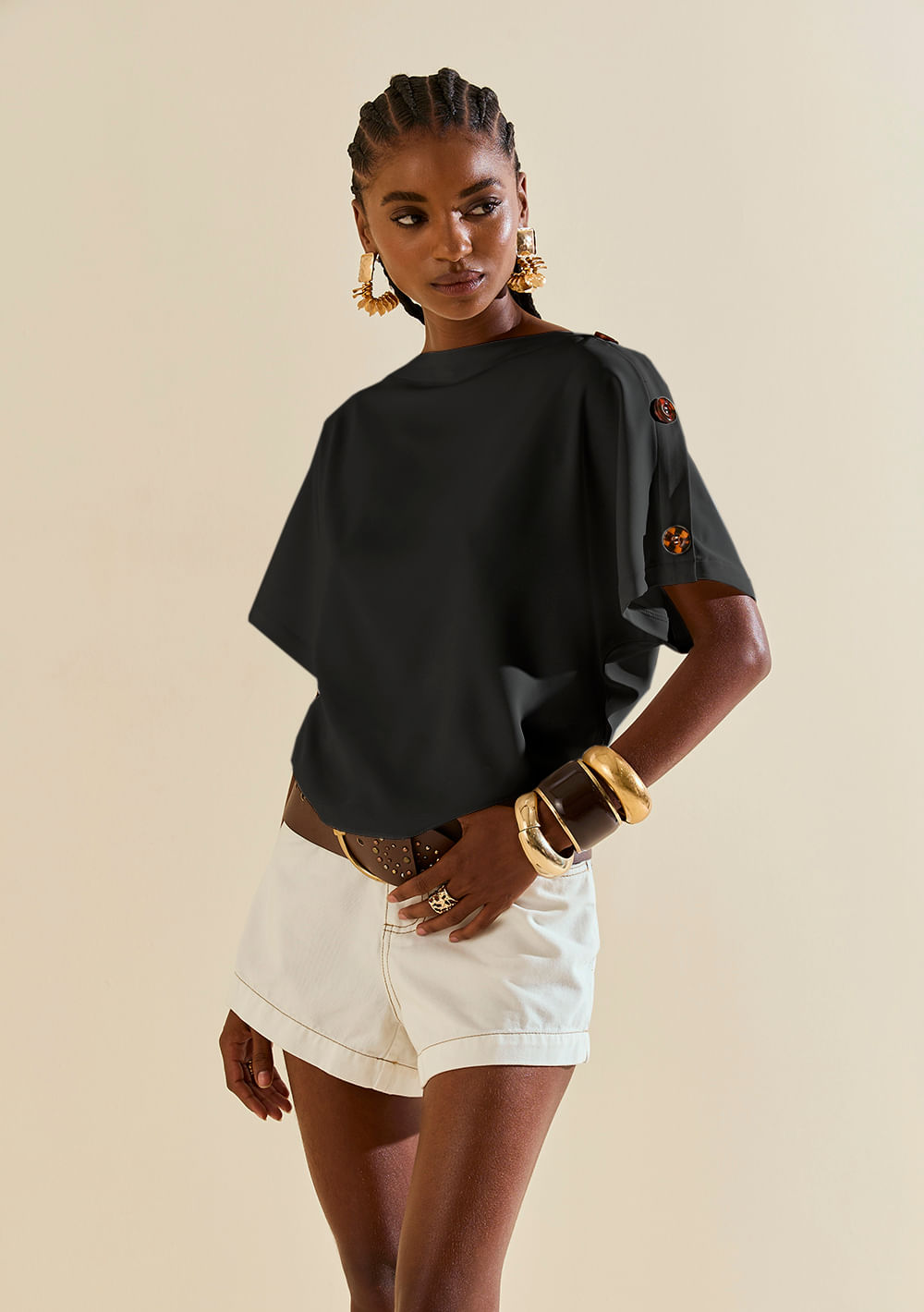 Blusa Morena Rosa Solta Decote Canoa Manga Curta Padrão Preto