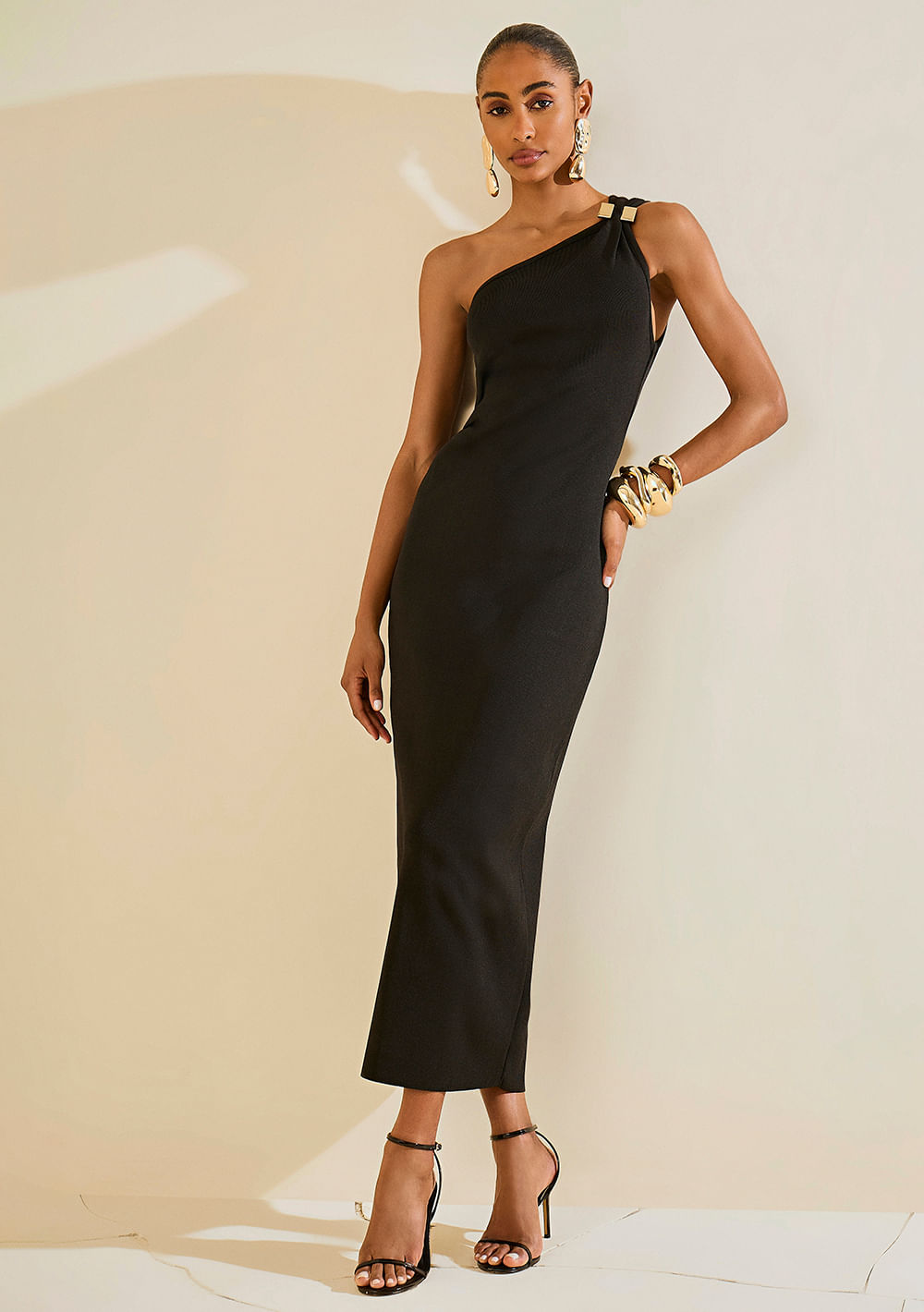 Vestido Morena Rosa Ajustado Um Ombro Só Sem Manga Midi Preto