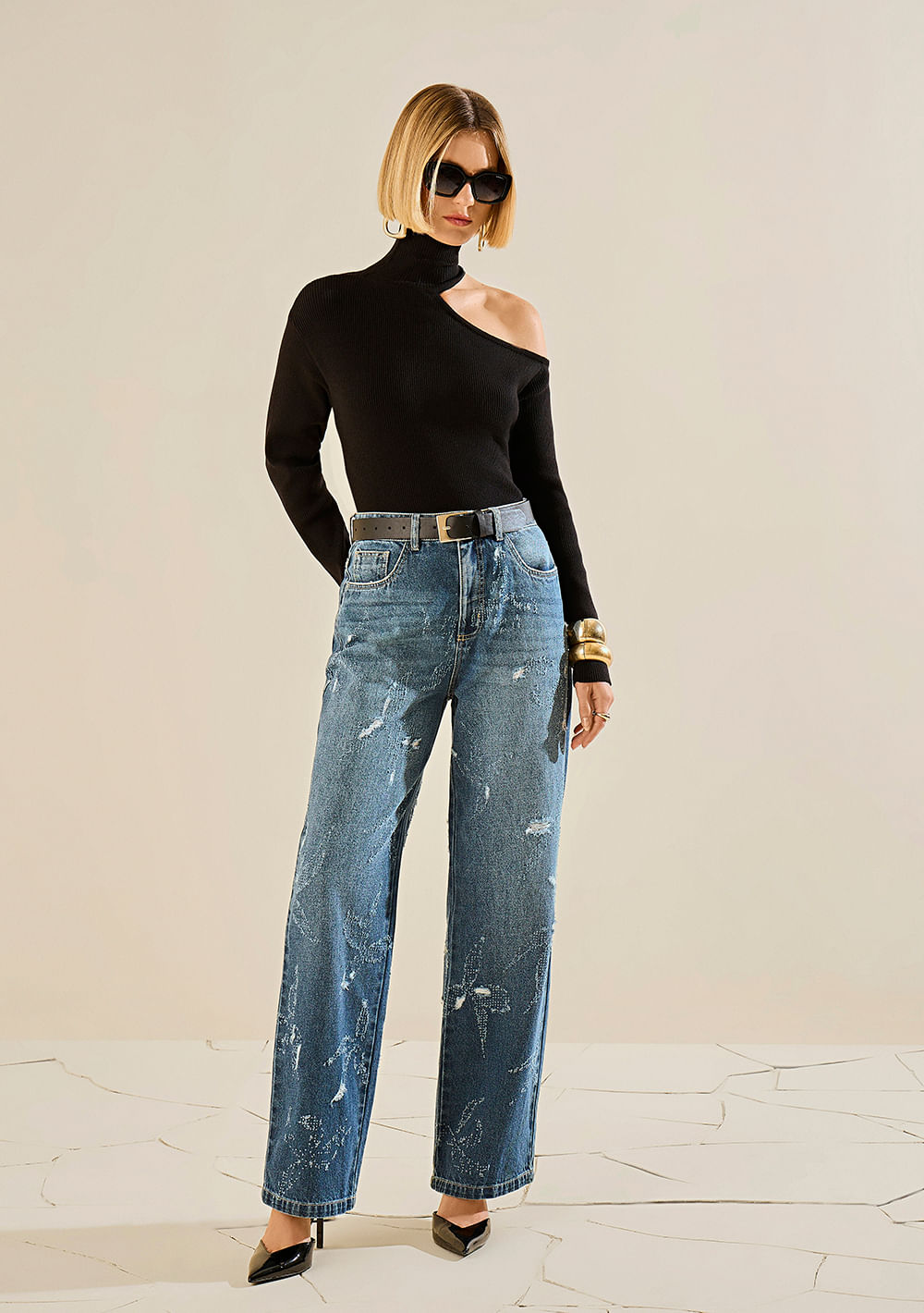 Blusa Morena Rosa Solta Gola Alta Manga Longa Padrão Preto