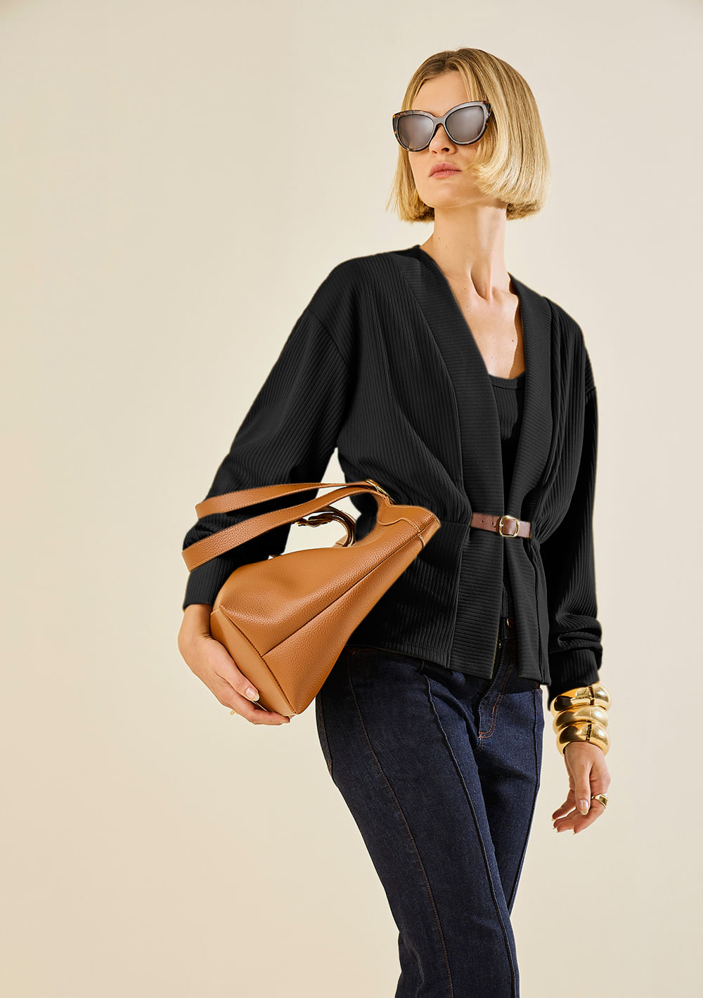 Blusa Morena Rosa Ajustada Decote V Sem Manga Padrão Preto