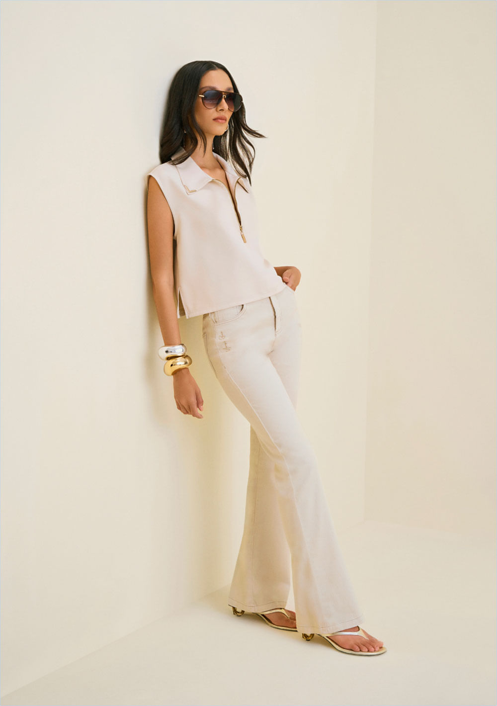 Calça Morena Rosa Boot Cut Alta Bege