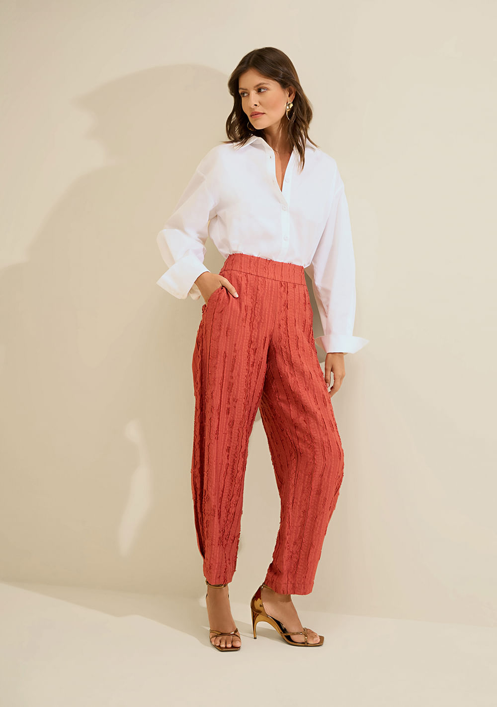 Calça Morena Rosa Cenoura Alta Vermelho