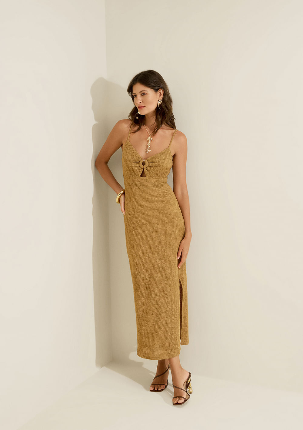 Vestido Midi Ajustado Favo Caramelo